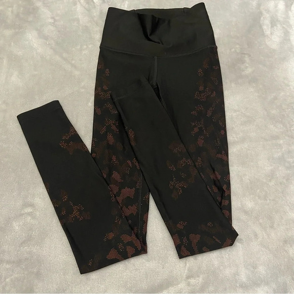 Lululemon Mapped Out High Rise Tight 28" *Camo Black / Brick 27133 - Picture 9 of 14
